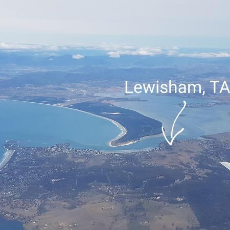 Lewi Waters Bed & Breakfast Lewisham Bagian luar foto