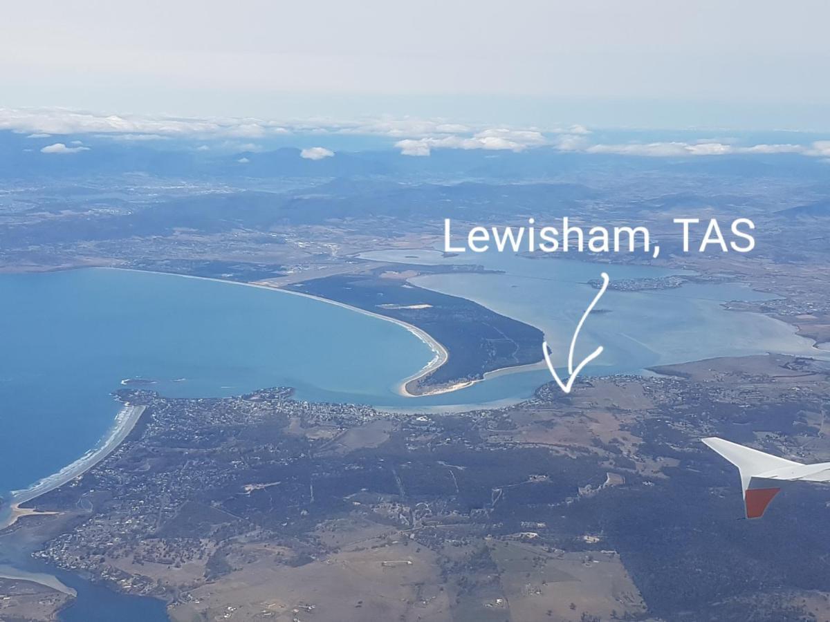 Lewi Waters Bed & Breakfast Lewisham Bagian luar foto
